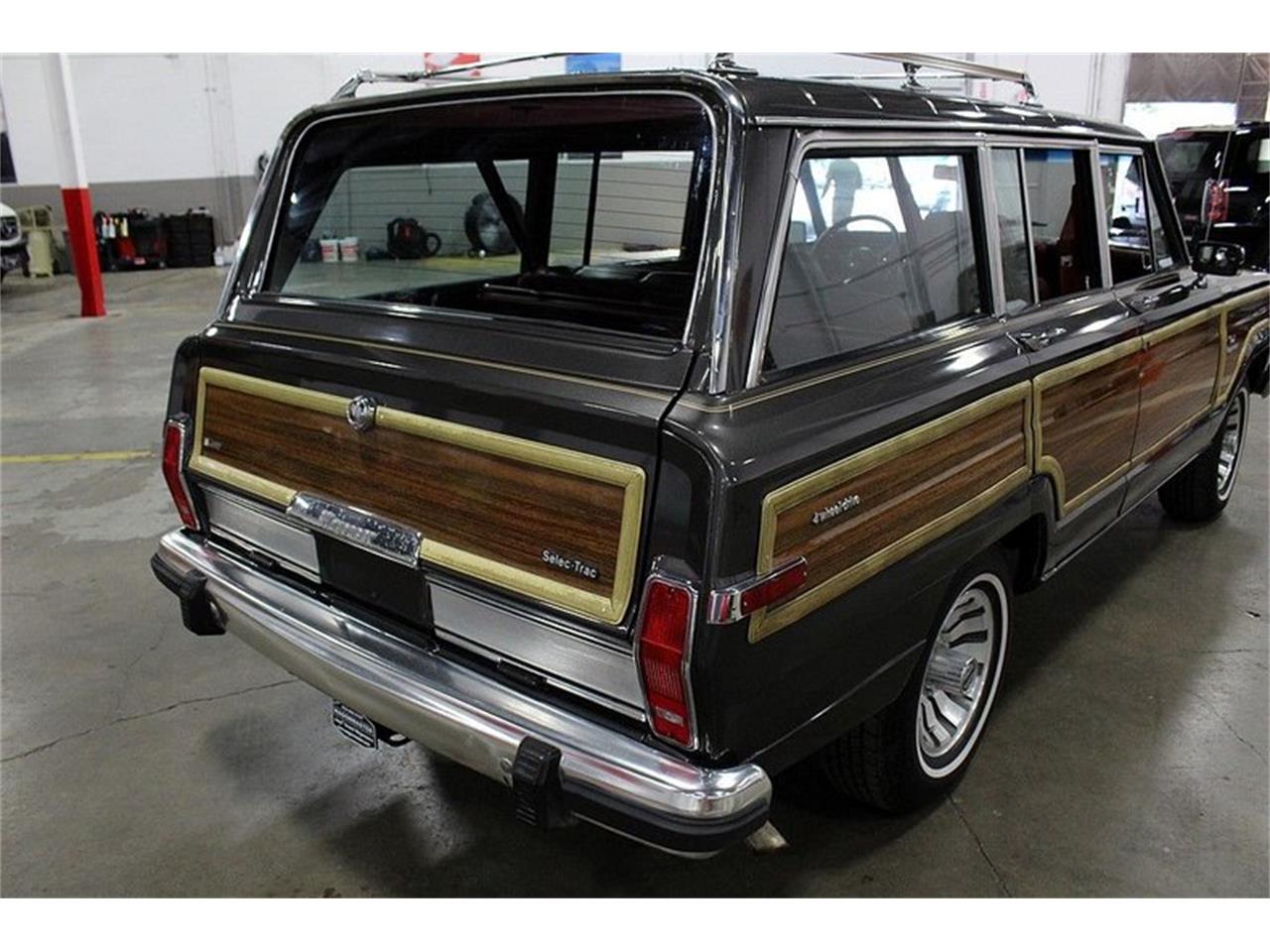 1985 Jeep Grand Wagoneer for sale in Kentwood, MI – photo 11
