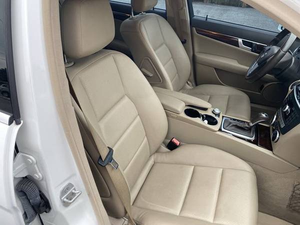 ►►►2014 Mercedes-Benz C-Class - cars & trucks - by dealer - vehicle... for sale in Metairie, LA – photo 16