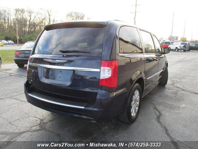 2016 Chrysler Town & Country Touring for sale in Mishawaka, IN – photo 6