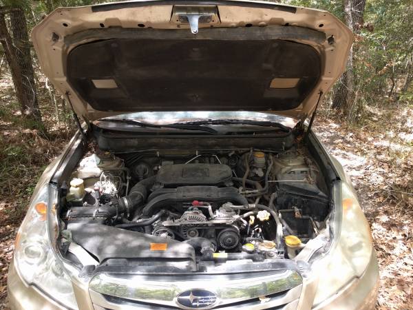 2010 Subaru Outback needs new motor for sale in Wellborn, TX – photo 4