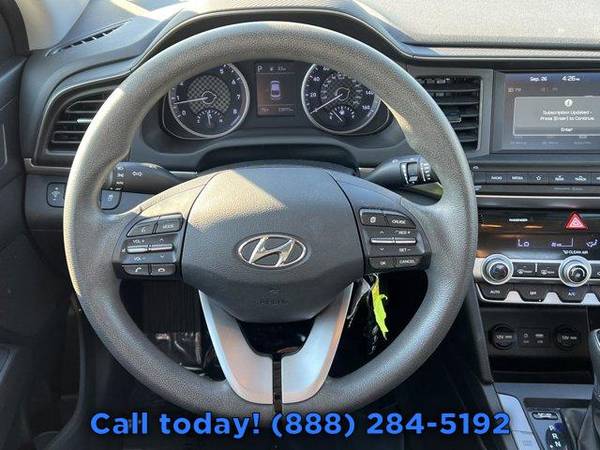 2020 Hyundai Elantra SEL Sedan - - by dealer - vehicle for sale in Jericho, NY – photo 13