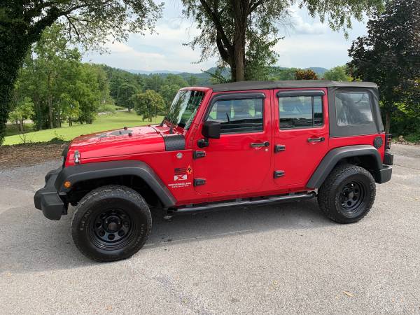 REDUCED!!!2007 Jeep Wrangler Unlimited X 4X4 4Dr Manual Speed for sale in Bristol, TN