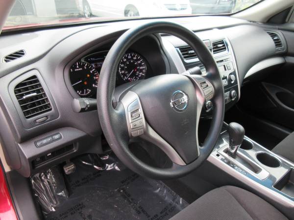 ** 2013 NISSAN ALTIMA S- LOW MILES! CLEAN! GUARANTEED FINANCE! for sale in Lancaster, PA – photo 10