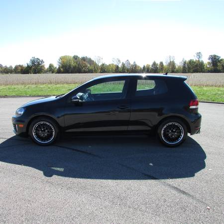 2013 VOLKSWAGEN GTI - cars & trucks - by dealer - vehicle automotive... for sale in Galion, OH – photo 8