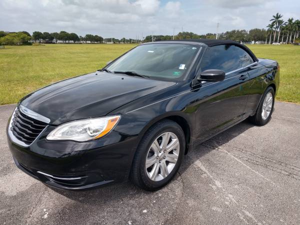 2013 CHRYSLER 200 CONVERTIBLE 75K MILES ($1000 DOWN WE FINANCE ALL) for sale in Pompano Beach, FL – photo 10