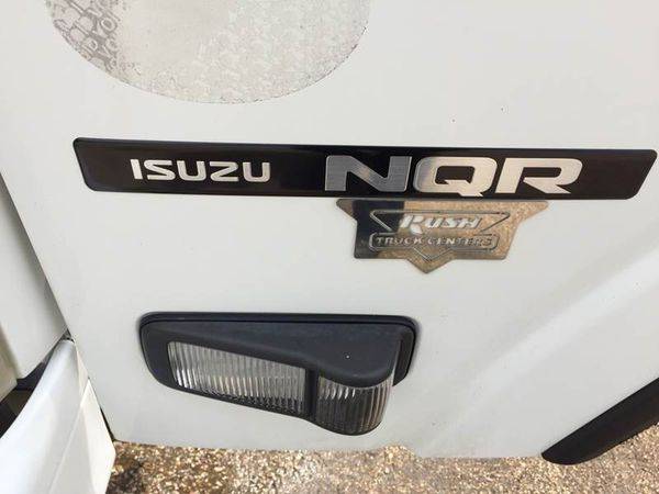 2011 Isuzu NQR 4X2 2dr 71.0 in. BBC Tilt Cab for sale in Pasadena, TX – photo 5