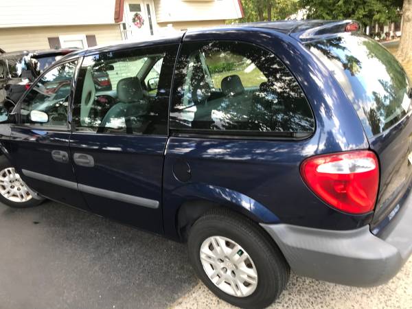 2006 Dodge Caravan - $2350 (Eatontown). Good Condition for sale in Fort Monmouth, NJ – photo 9