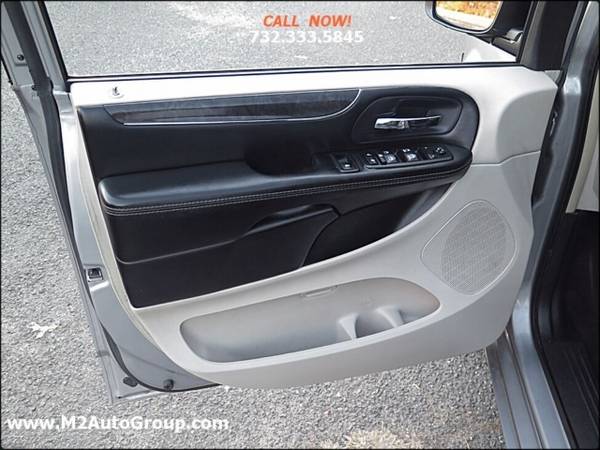 2014 Chrysler Town & Country Touring 4dr Mini Van for sale in East Brunswick, NJ – photo 22