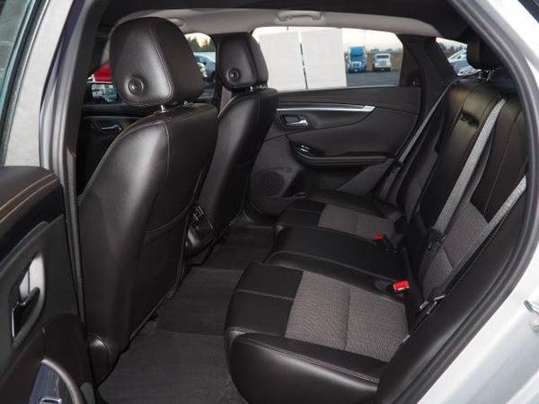 2017 Chevrolet Impala Lt for sale in Hillsboro, OR – photo 6