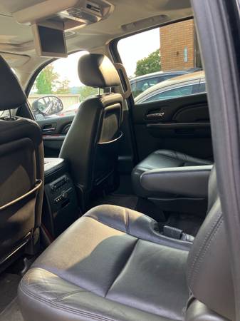 2013 Cadillac Escalade ESV black 7 passenger dvd tv for sale in Pittsburgh, PA – photo 7