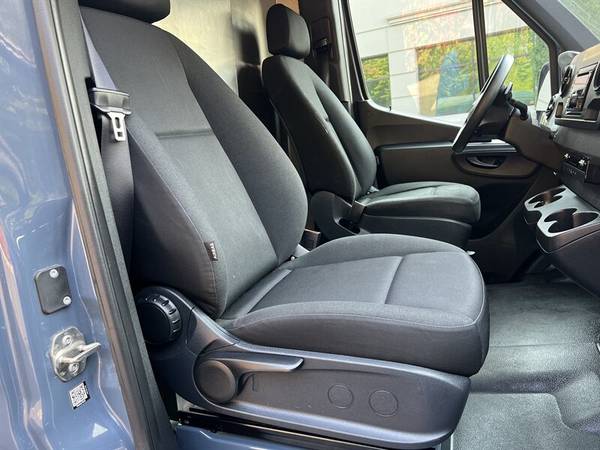 2019 Mercedes-Benz Sprinter 2500 Diesel Cargo Van 170 WB only 37k for sale in Other, OR – photo 21