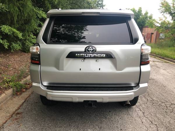 2015 Toyota 4Runner 4WD 4dr V6 Trail Premium (Natl) suv Silver for sale in Fayetteville, AR – photo 9