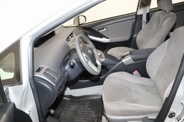 2014 Toyota Prius Plug-In Advanced for sale in Grand Rapids, MI – photo 3