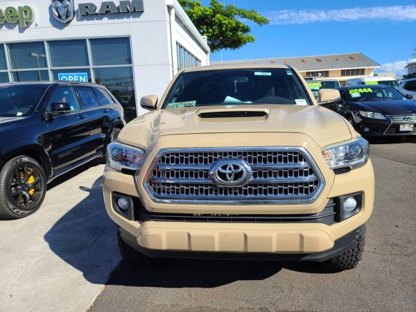 ((MANUAL TRANS)) 2016 TOYOTA TACOMA TRD - cars & trucks - by dealer... for sale in Kahului, HI – photo 3