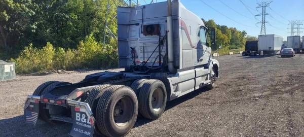 Volvo truck vnl 630 for sale in Lemont, IL – photo 4