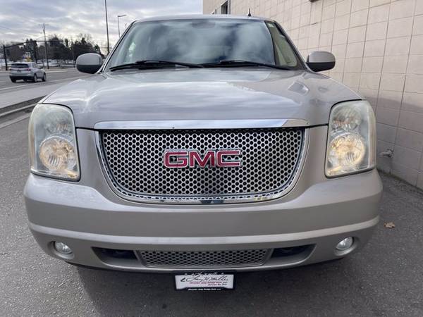 2007 GMC Yukon Denali Awd Low Miles! Leather! Moon Roof! - cars & for sale in Boise, ID – photo 12