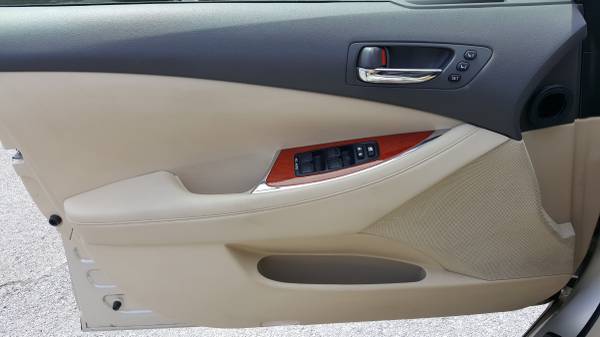 2012 LEXUS ES350: REDUCED!!, 6 MONTH WARRANTY, MOONROOF! for sale in Remsen, NY – photo 23