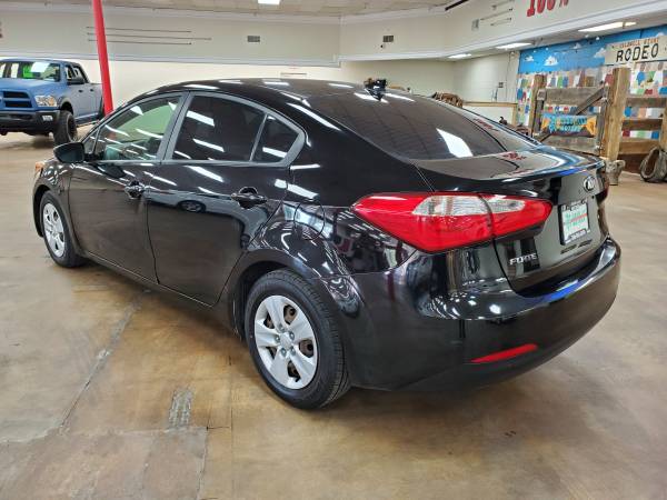 2015 KIA FORTE LX! - - by dealer - vehicle for sale in Nampa, ID – photo 6