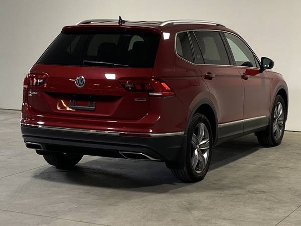 2020 Volkswagen Tiguan 2 0T SEL 4Motion - - by dealer for sale in Buffalo, NY – photo 4