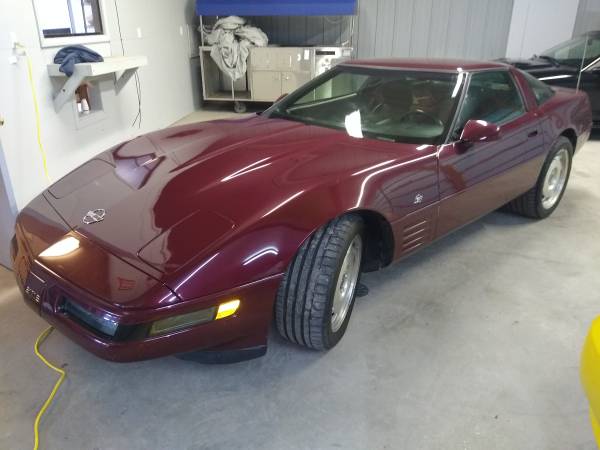 40 TH Anniversary Corvette - cars & trucks - by owner - vehicle... for sale in bay city, MI – photo 2