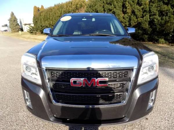 2015 GMC Terrain LOW MILES LOTS OF SPACE - - by for sale in Louisville, KY – photo 2