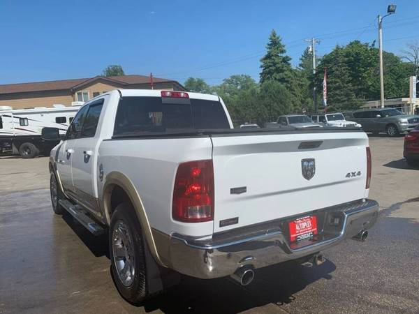 2011 RAM Ram Pickup 1500 Big Horn 4x4 4dr Crew Cab 5.5 ft. SB Pickup... for sale in milwaukee, WI – photo 9