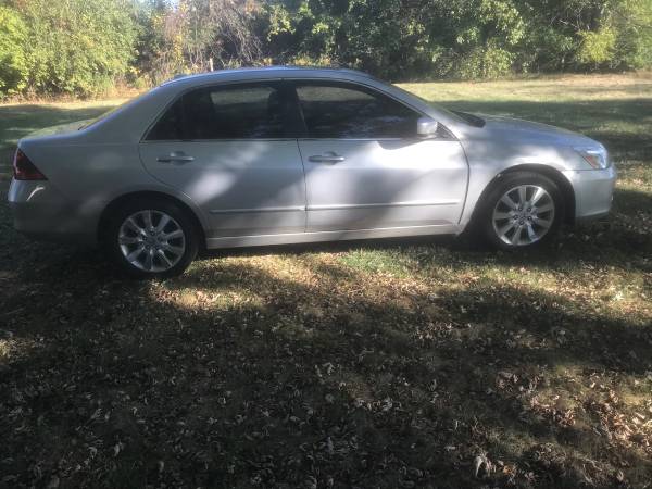 07 Honda Accord EXL. 4-dr. V6. Auto. Leather. Sunroof. Heated seats. for sale in Tipp City, OH – photo 6