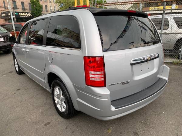 2008 Chrysler Town and Country Touring for sale in STATEN ISLAND, NY – photo 3