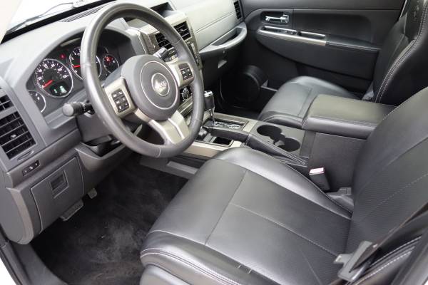2012 Jeep Liberty Limited Jet 4WD -- 48k miles for sale in Palatine, IL – photo 9