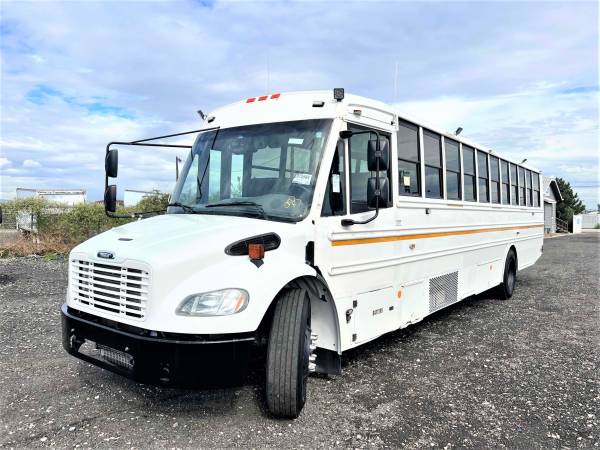 2014 Freightliner B2 Thomas 36 Passenger Bus 97, 000 Miles - cars & for sale in Englewood, CO