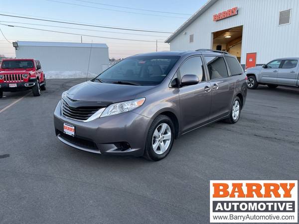 2011 Toyota Sienna LE - - by dealer - vehicle for sale in Wenatchee, WA
