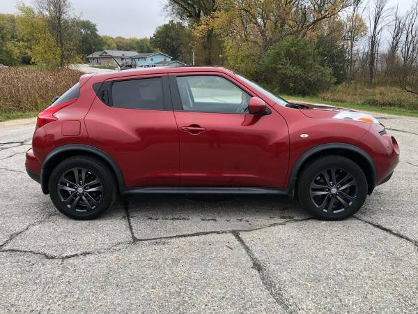 2013 Nissan JUKE SL AWD 4dr Crossover - cars & trucks - by dealer -... for sale in Hartford, WI – photo 6