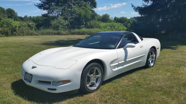 Beautiful 2002 Chevy Corvette for sale in akron-canton, OH – photo 7