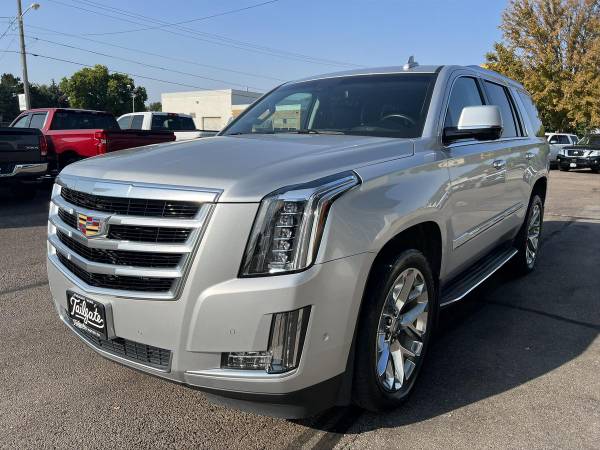 2017 Cadillac Escalade Luxury Sport Utility 4D 100s to pick for sale in Fremont, NE – photo 4