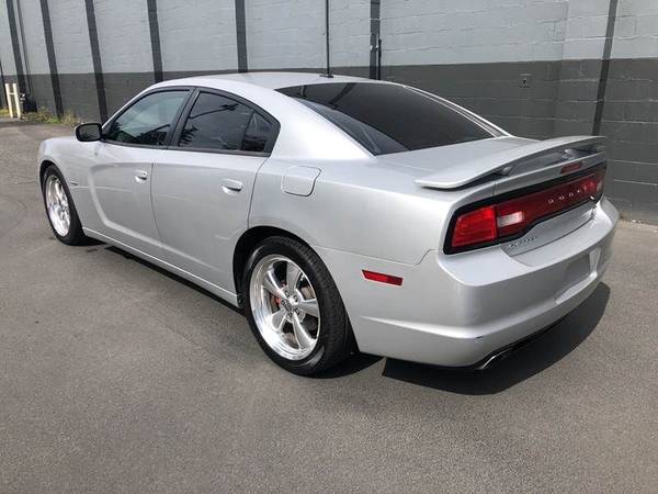 Silver 2012 Dodge Charger R/T Max 4dr Sedan Traction Control for sale in Lynnwood, WA – photo 3