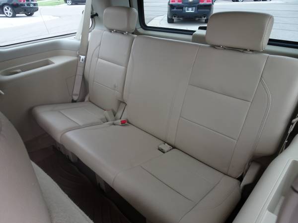2010 INFINITI QX56-LUXURY AT AN AFFORDABLE PRICE! for sale in Comstock Park, MI – photo 9