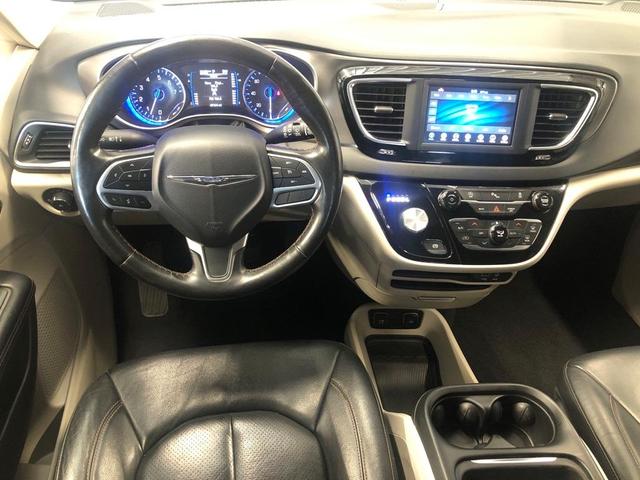 2020 Chrysler Pacifica Touring-L for sale in Saint Louis, MO – photo 25