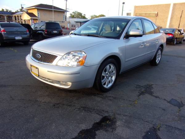 2005 Ford Five-Hundred SEL 4D Sedan 30 Days Free Warranty! for sale in Marysville, CA – photo 2