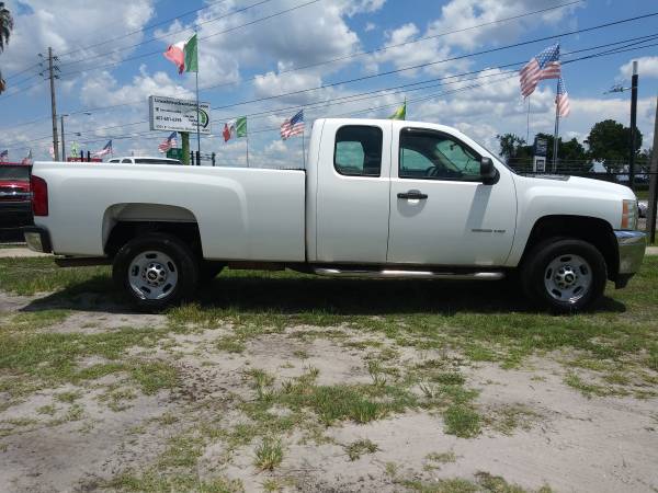 2011 CHEVY SILVERADO 2500 HD LONG BED 4 DOORS RUNS PERFECT SUPER CLEAN for sale in Other, Other – photo 3