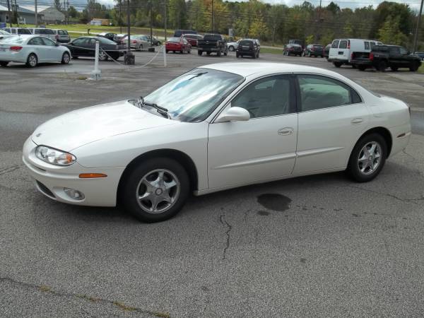 2002 OLDSMOBILE AURORA - - by dealer - vehicle for sale in Chardon, OH