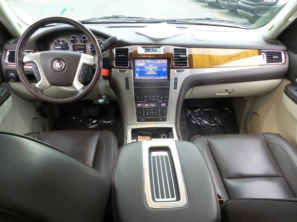 2013 Cadillac Escalade ESV Platinum Edition AWD All SKU:DR296260 for sale in Centennial, CO – photo 20