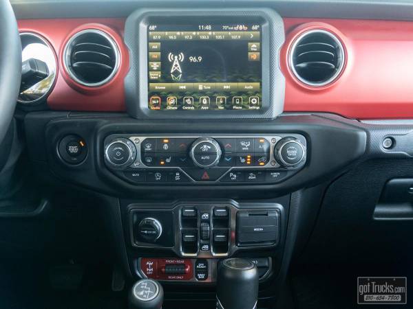2021 Jeep Gladiator Rubicon - - by dealer - vehicle for sale in San Antonio, TX – photo 21