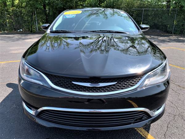 2015 CHRYSLER 200 LIMITED BACKUP CAM SUNROOF BT/XM LOW MILES VERY NICE for sale in Winchester, VA – photo 2