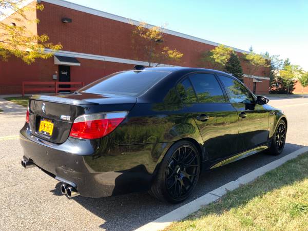 2007 BMW M5 6 Speed manual V10 for sale in Hopewell Junction, NY – photo 7