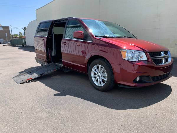 Wheelchair Accessible Van 2018 Dodge G Caravan SXT for sale in El Cajon, CA