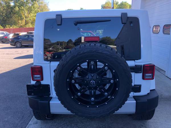 2015 Jeep Wrangler Unlimited Sahara 4x4 - Leather - Navigation -... for sale in binghamton, NY – photo 6