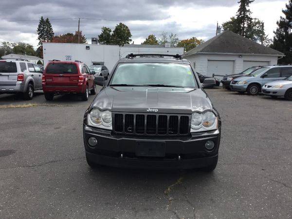 2006 Jeep Grand Cherokee 4dr Laredo 4WD for sale in East Windsor, CT