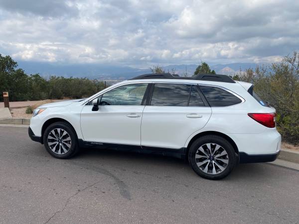 2017 Subaru Outback Limited for sale in Colorado Springs, CO – photo 2