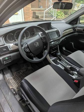 2016 Honda Accord for sale in URBANA, IL – photo 2
