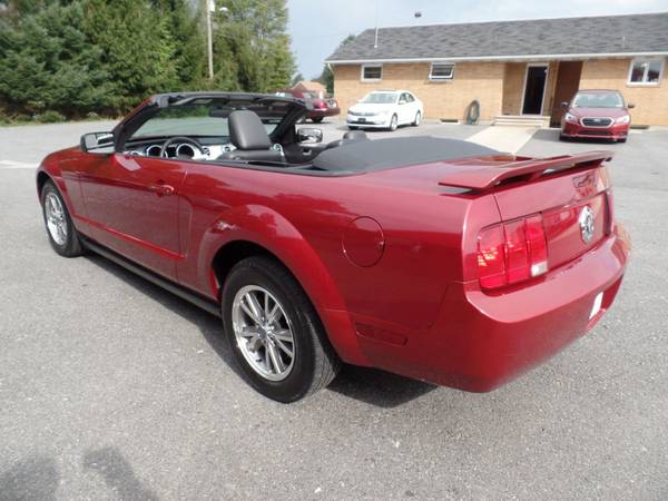 2005 *Ford* *Mustang* *2dr Convertible Premium* Redf for sale in Johnstown , PA – photo 5
